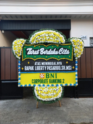 Papan Bunga Duka di Sangaji Utara