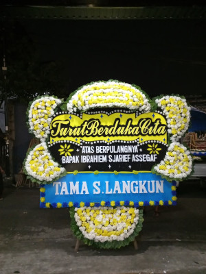 Papan Bunga Duka di Sangaji Utara